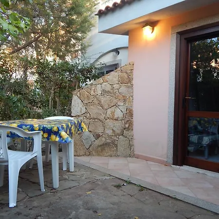 Magnolia カーラ・リベロット